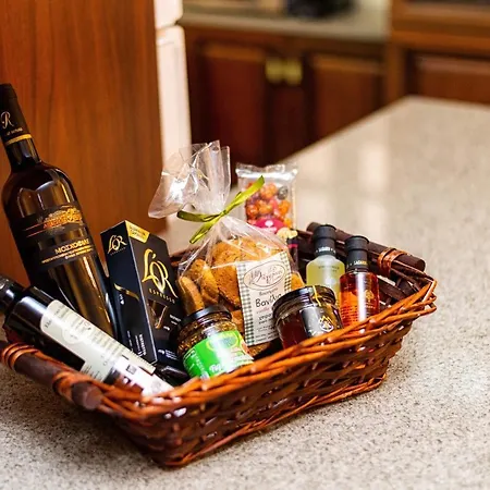 Retronuovo コルフ島