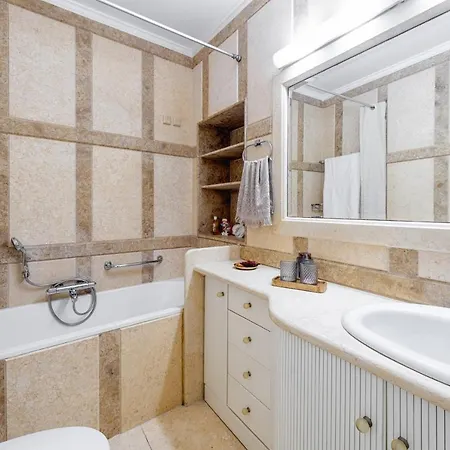 アパート Retronuovo コルフ島